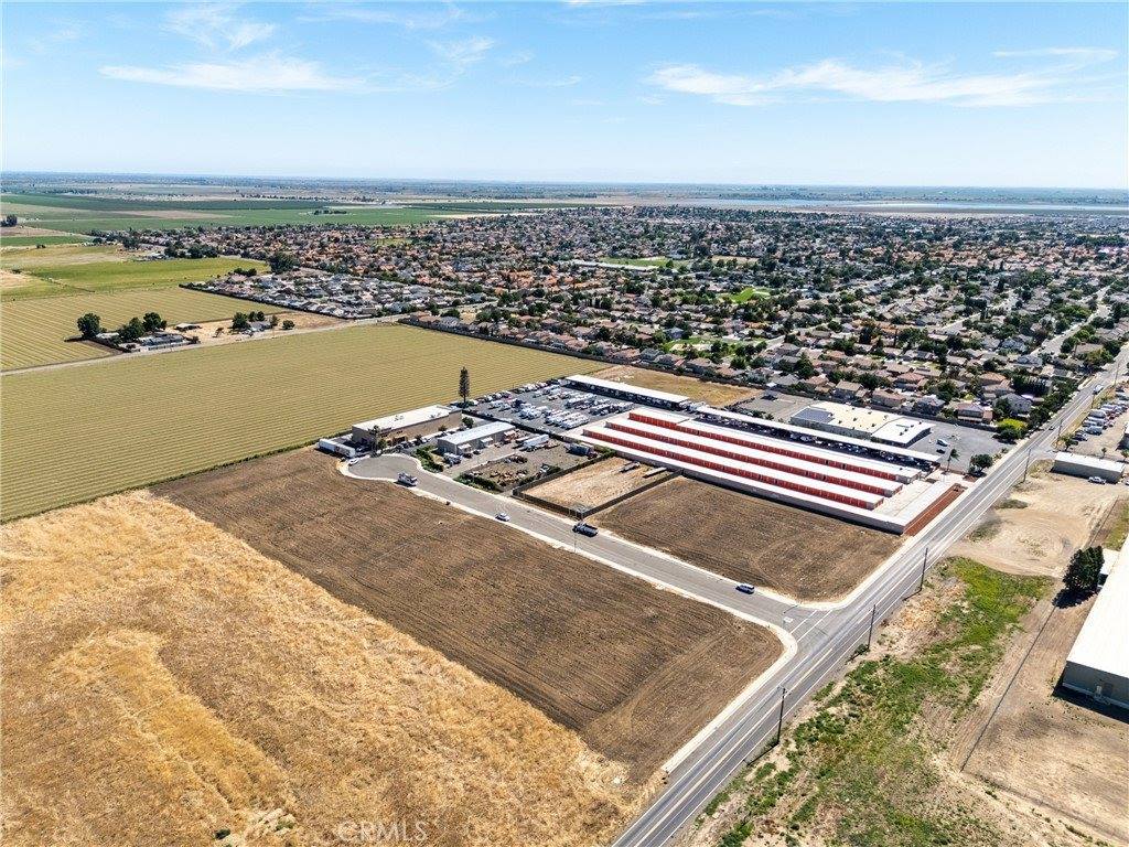 227 Commerce, Los Banos, CA 93635