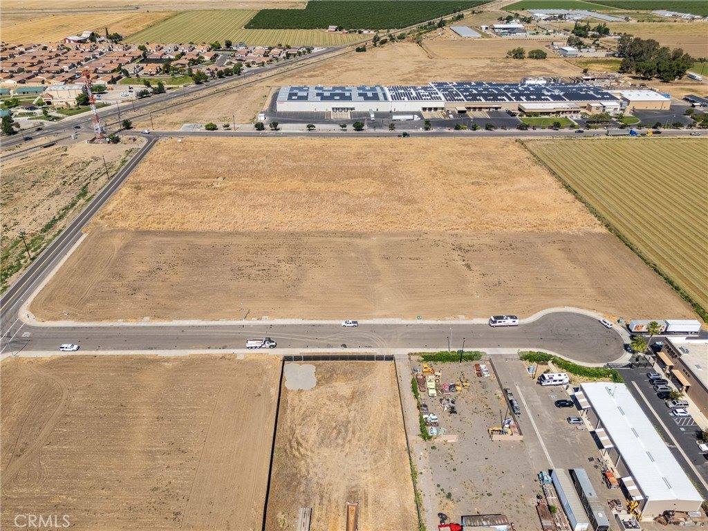 227 Commerce, Los Banos, CA 93635