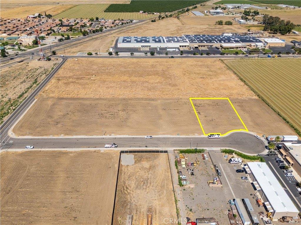 251 Commerce, Los Banos, CA 93635