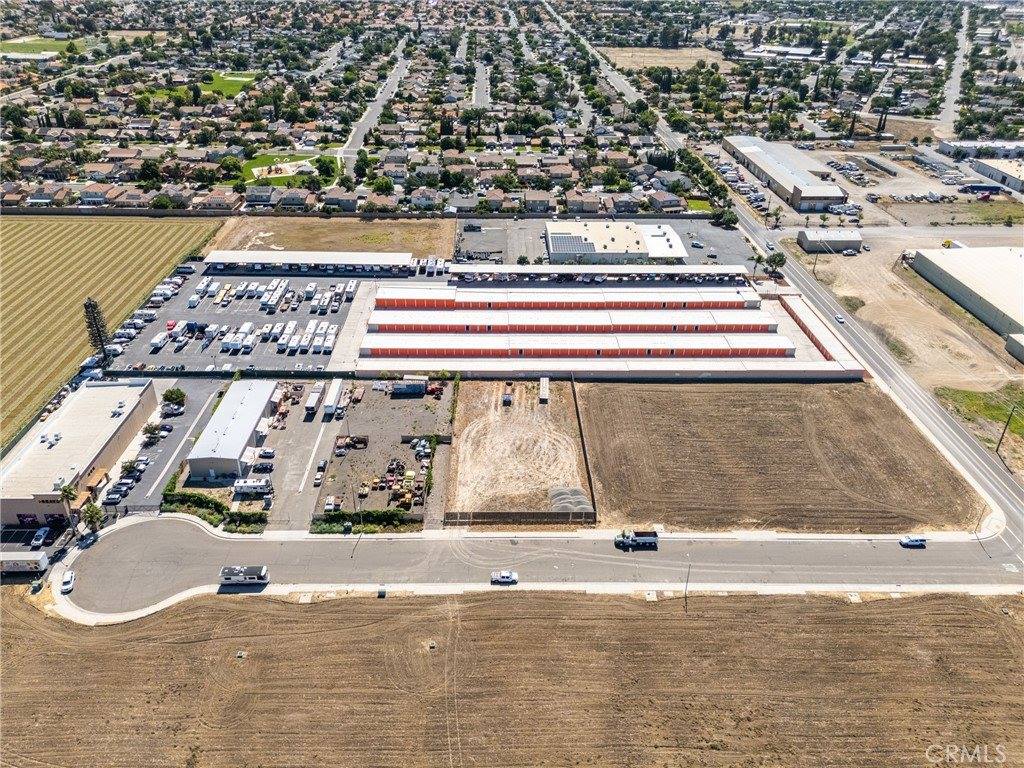 251 Commerce, Los Banos, CA 93635