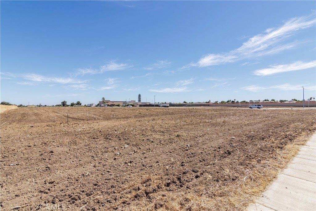 251 Commerce, Los Banos, CA 93635