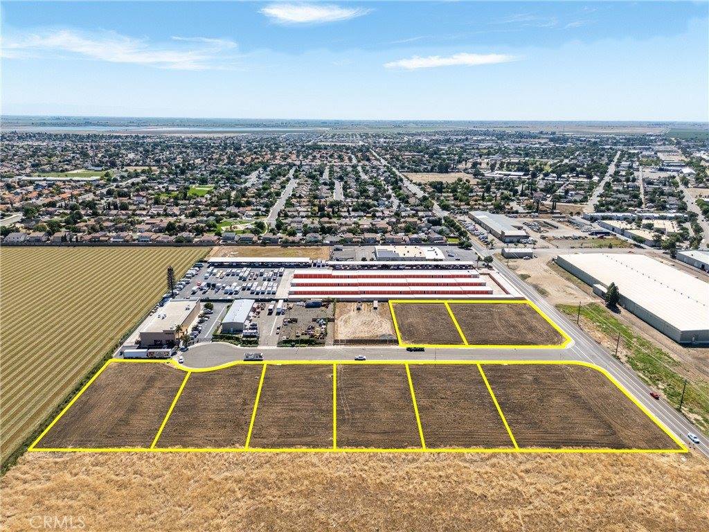 251 Commerce, Los Banos, CA 93635