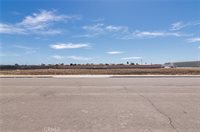 263 Commerce, Los Banos, CA 93635