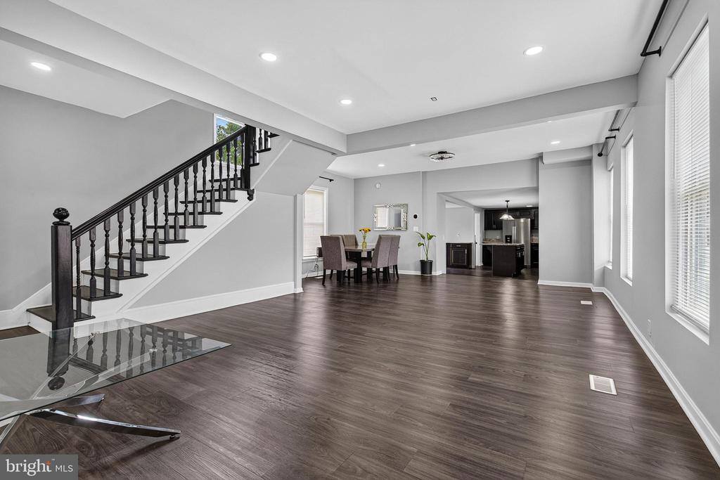 6700 Brighton Avenue, Baltimore, MD 21215