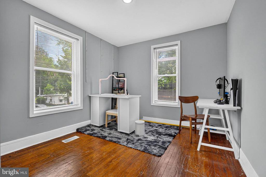 6700 Brighton Avenue, Baltimore, MD 21215