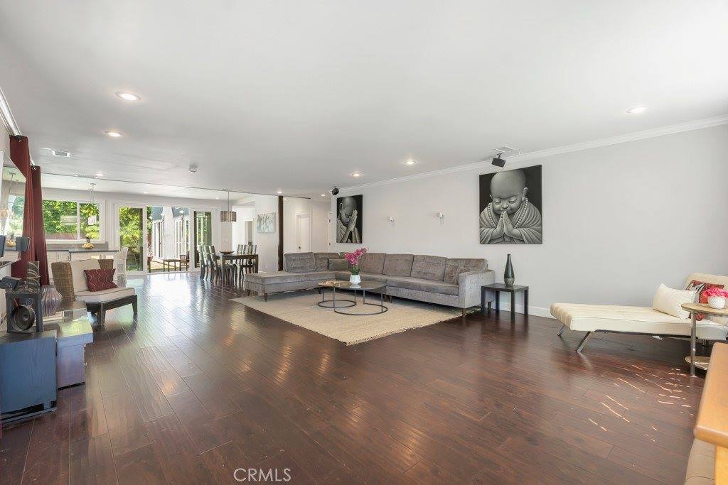 5463 Norwich Avenue, Sherman Oaks, CA 91411