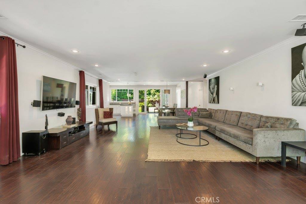 5463 Norwich Avenue, Sherman Oaks, CA 91411