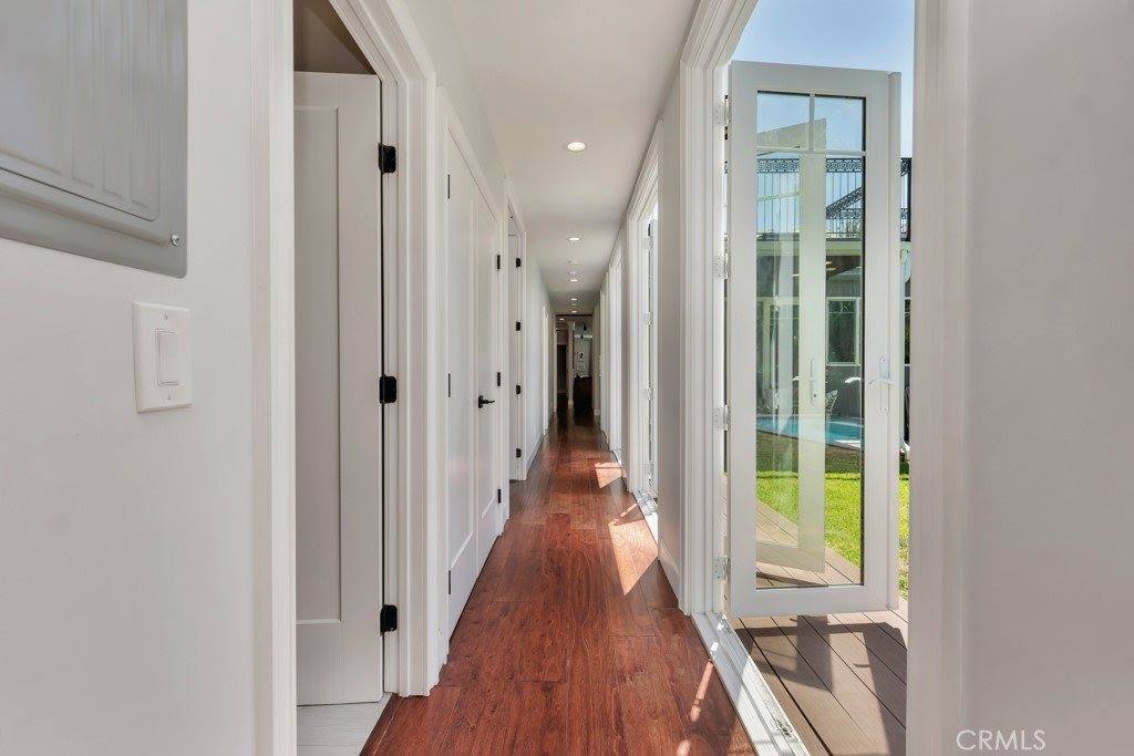 5463 Norwich Avenue, Sherman Oaks, CA 91411