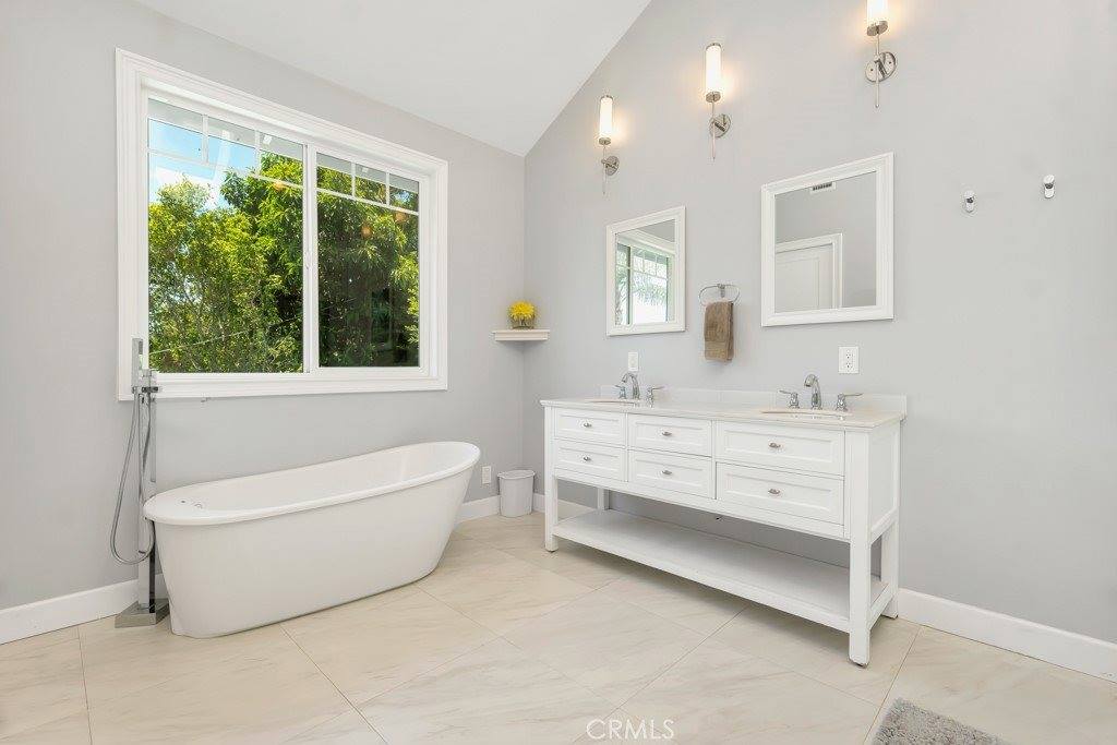 5463 Norwich Avenue, Sherman Oaks, CA 91411