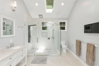 5463 Norwich Avenue, Sherman Oaks, CA 91411