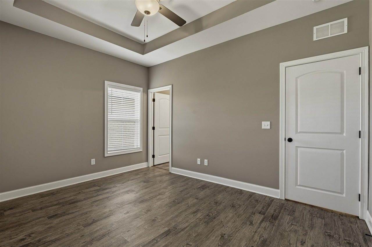 1220 Shallowford Street, Bowling Green, KY 42101