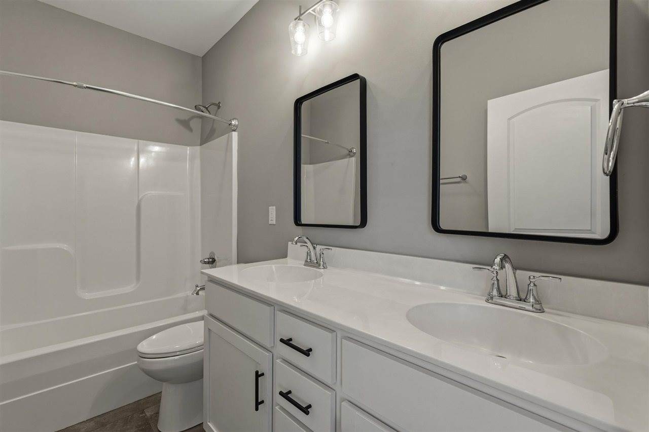 1220 Shallowford Street, Bowling Green, KY 42101