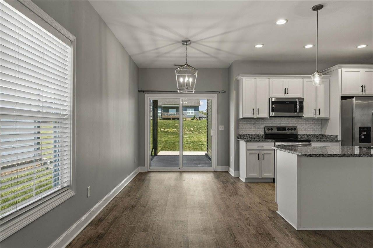 1220 Shallowford Street, Bowling Green, KY 42101