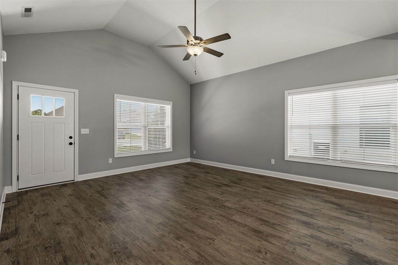 1220 Shallowford Street, Bowling Green, KY 42101