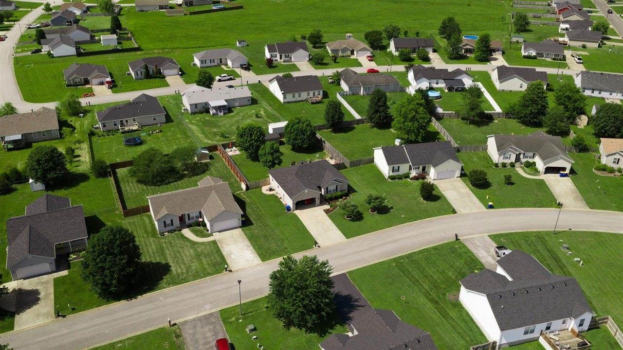 1326 Huron Way, Bowling Green, KY 42101
