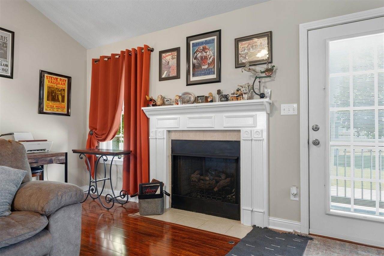 1326 Huron Way, Bowling Green, KY 42101