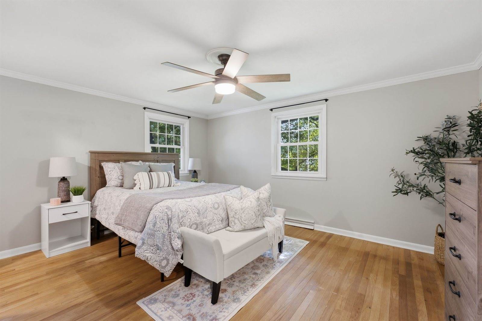 17 Sunset Circle, Bettendorf, IA 52722