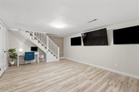 17 Sunset Circle, Bettendorf, IA 52722