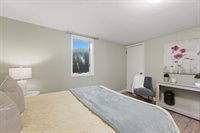 17 Sunset Circle, Bettendorf, IA 52722