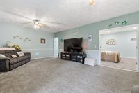 917 23rd Avenue, East Moline, IL 61244