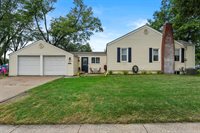 1530 5th Avenue, Silvis, IL 61282