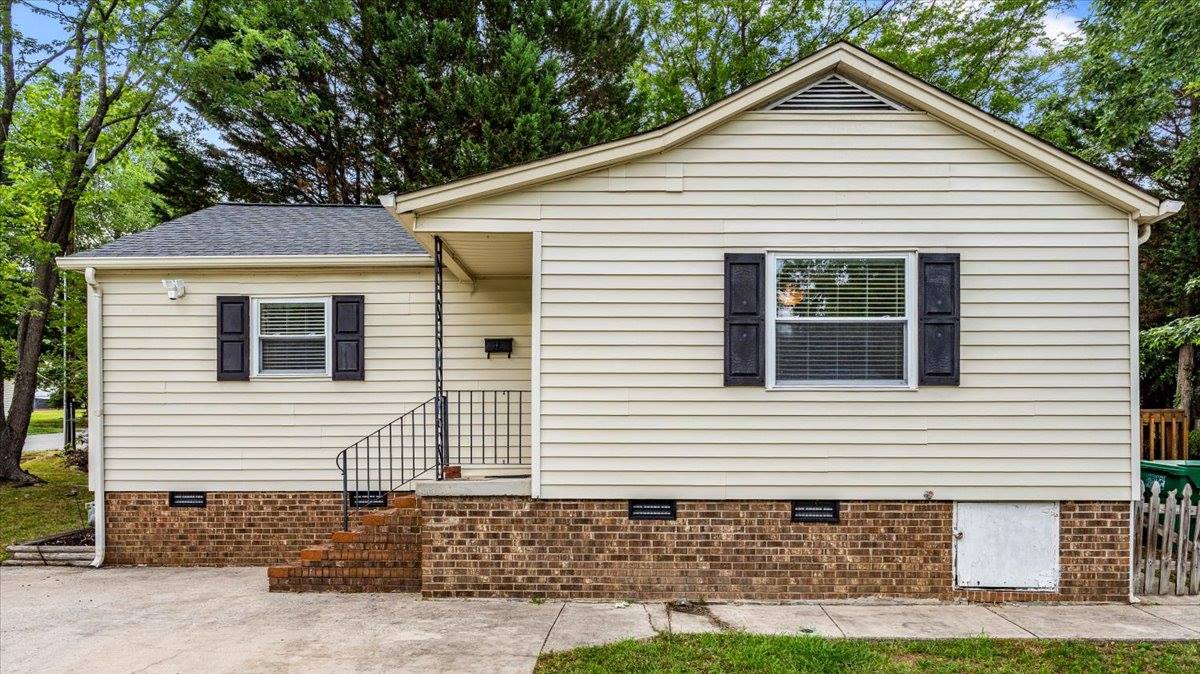 609 Hedrick Avenue, High Point, NC 27262