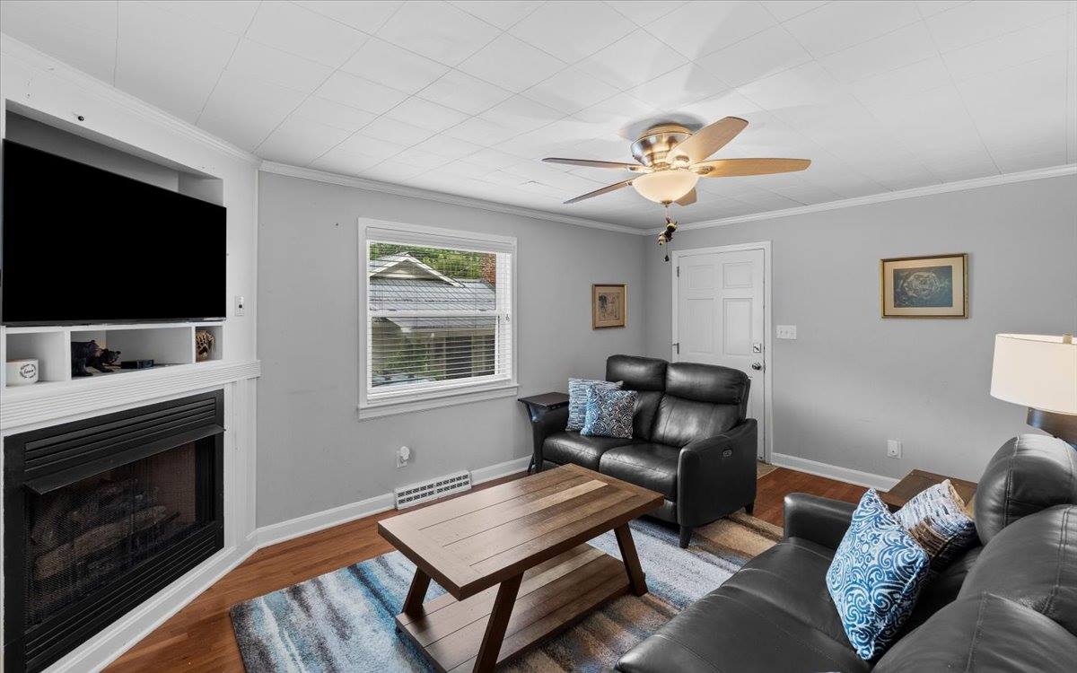 609 Hedrick Avenue, High Point, NC 27262
