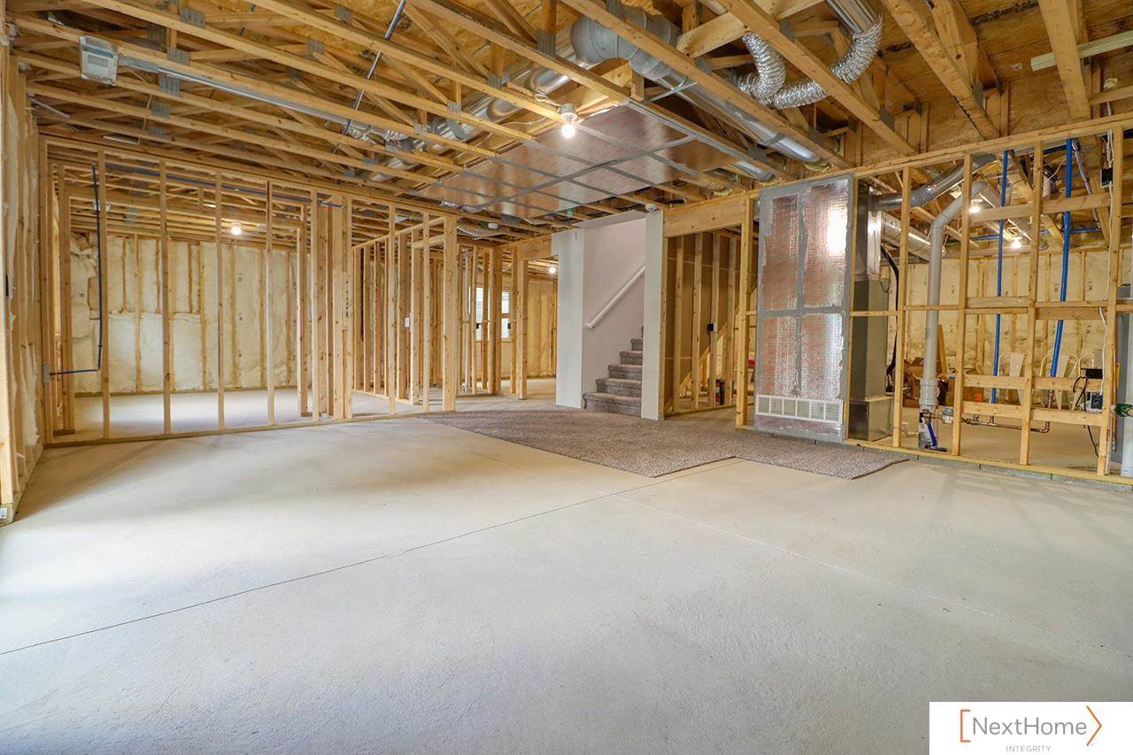 5924 Loxton Street, Lincoln, NE 68526