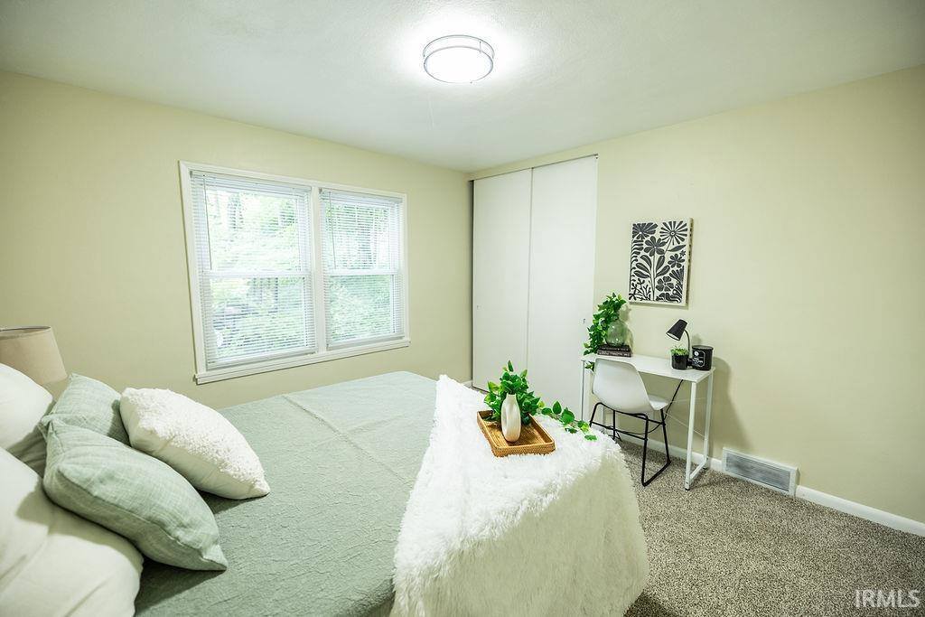 805 Elliott Avenue, New Castle, IN 47362