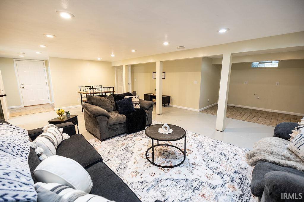 805 Elliott Avenue, New Castle, IN 47362