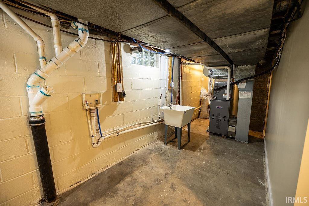805 Elliott Avenue, New Castle, IN 47362