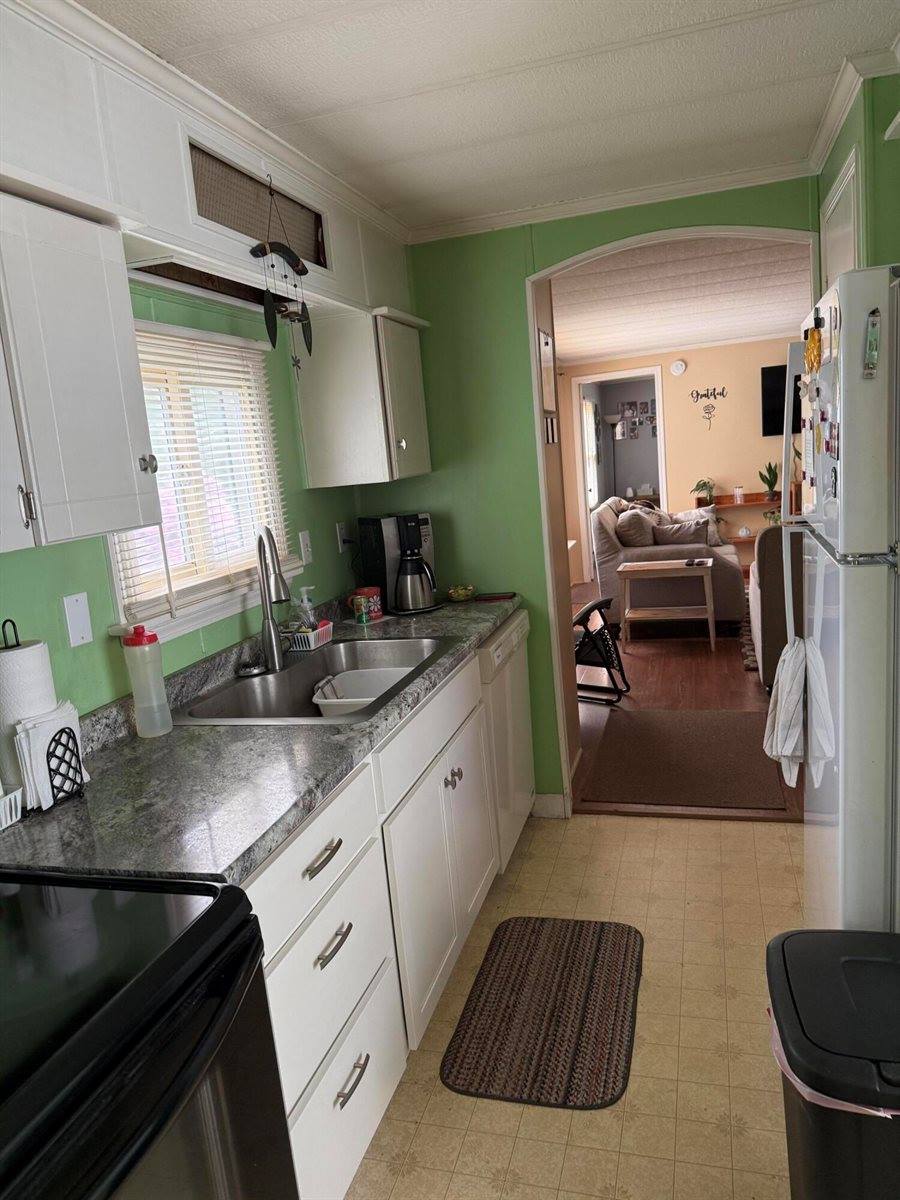 6 G Street, Bangor, ME 04401