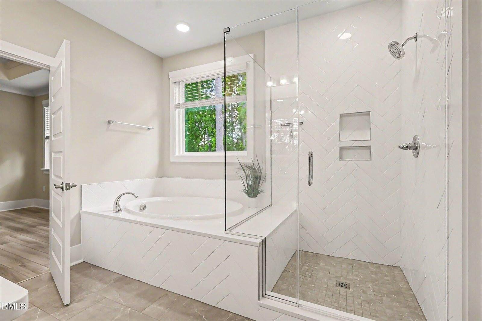 2719 Corydalis Way, Apex, NC 27502