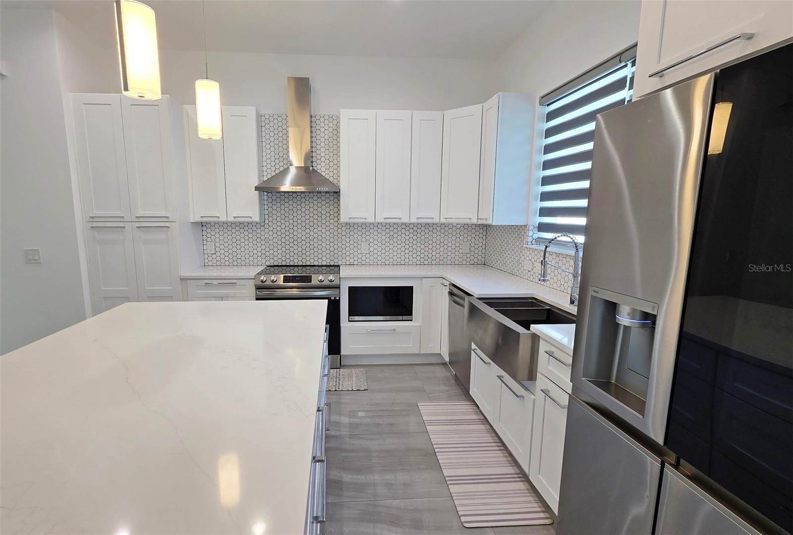 3017 Pine Street, Bradenton, FL 34208