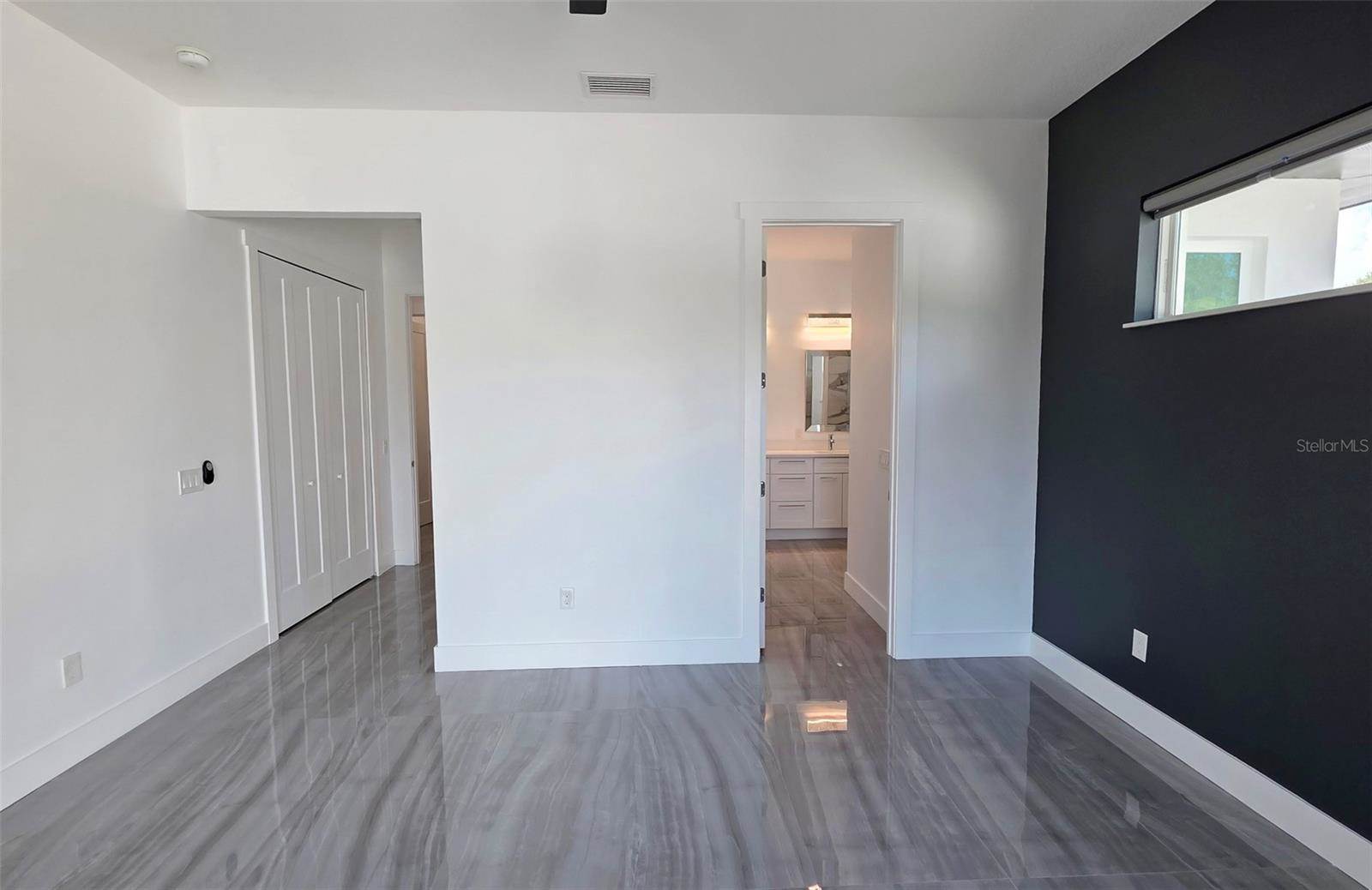 3017 Pine Street, Bradenton, FL 34208