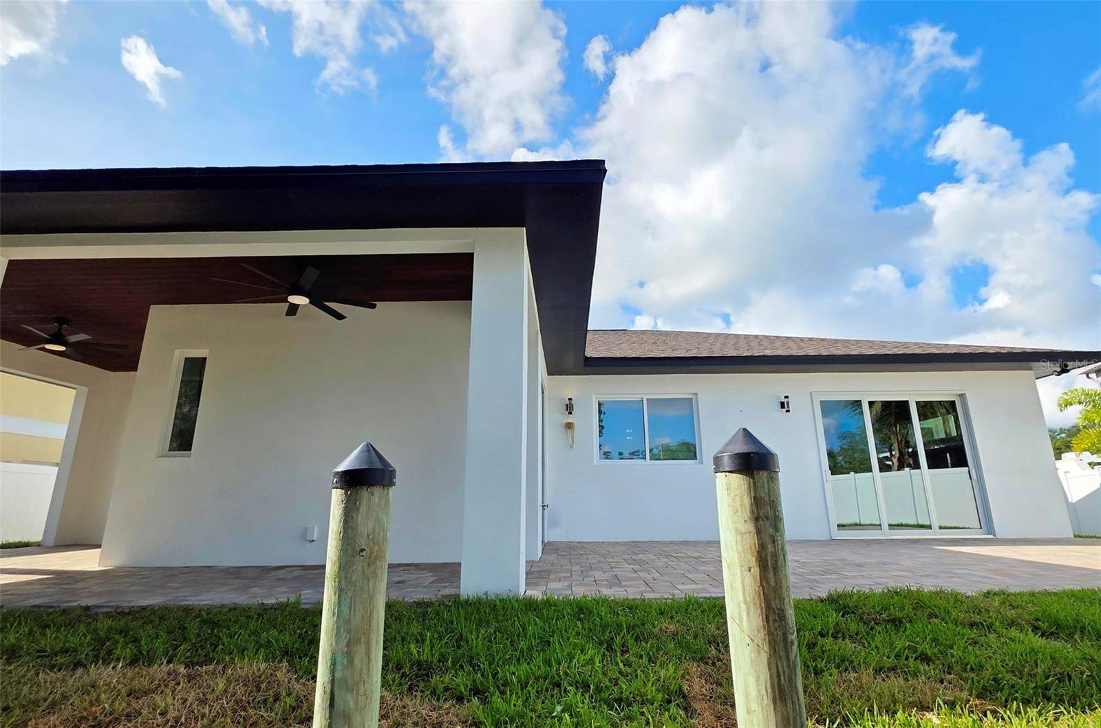 3017 Pine Street, Bradenton, FL 34208