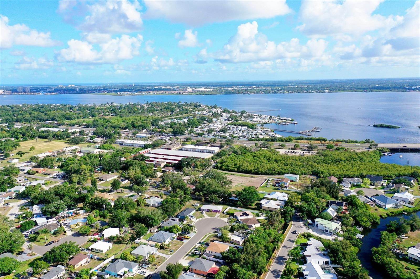 3017 Pine Street, Bradenton, FL 34208