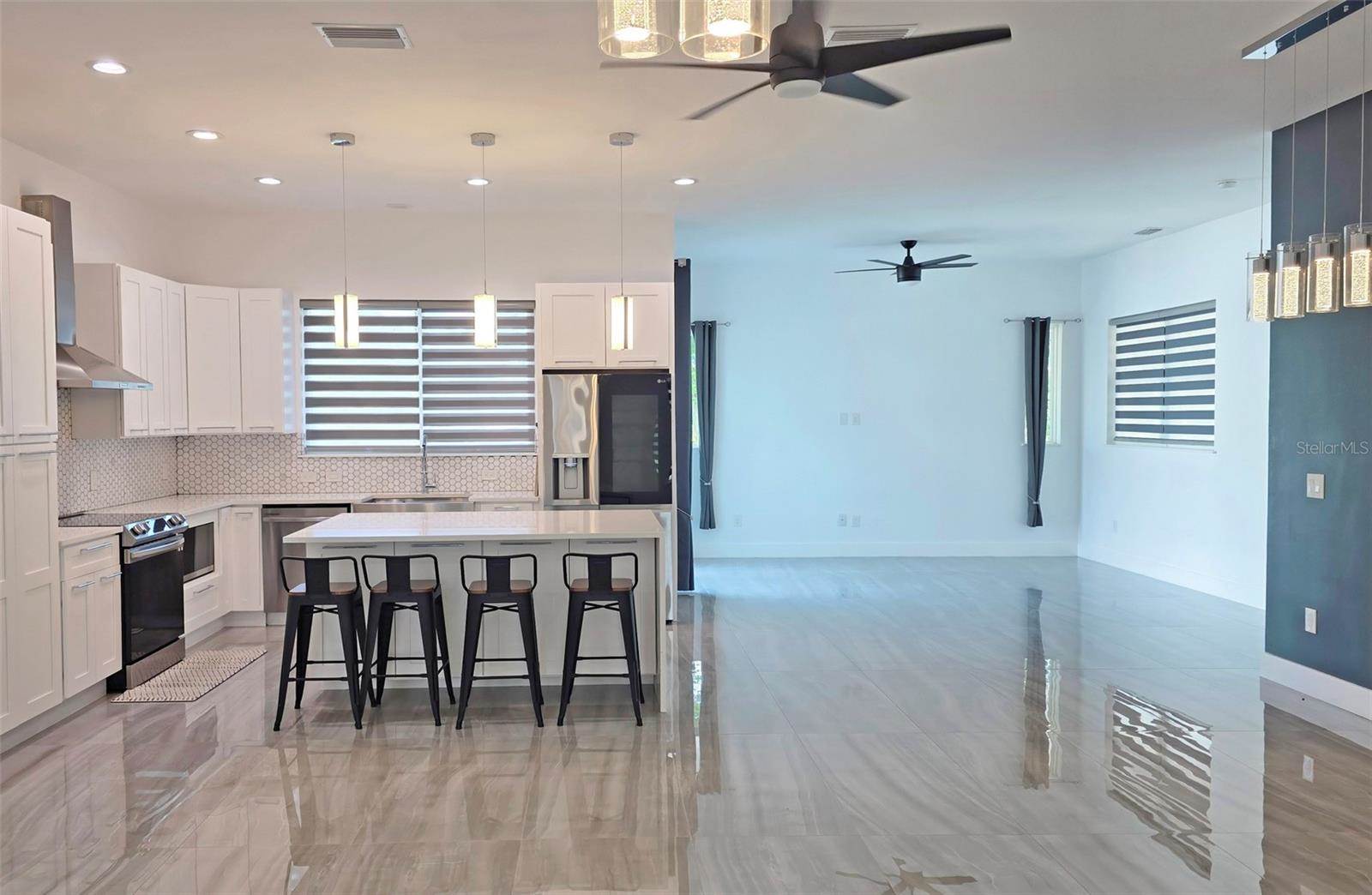 3017 Pine Street, Bradenton, FL 34208