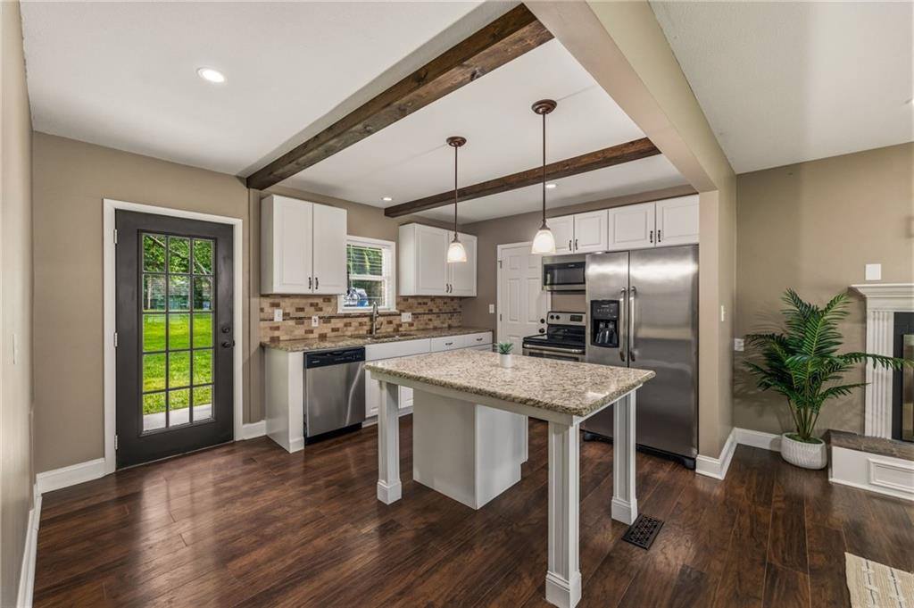 605 West Cedar Street, Olathe, KS 66061