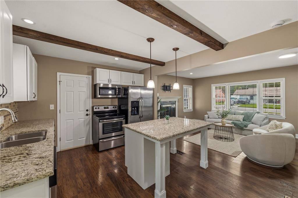 605 West Cedar Street, Olathe, KS 66061
