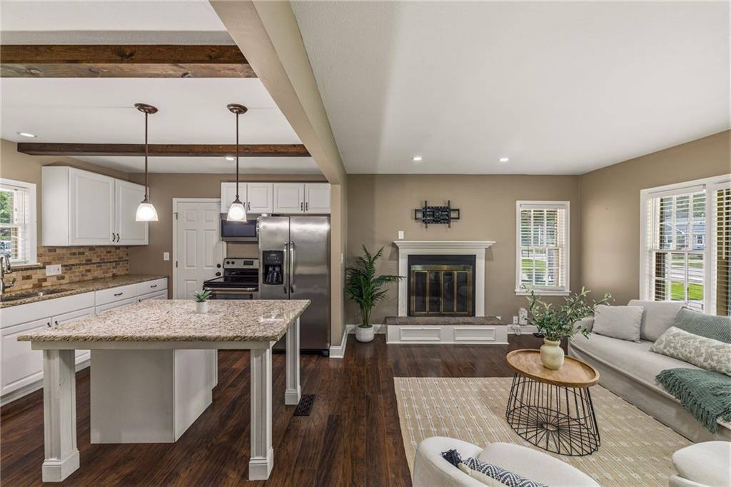 605 West Cedar Street, Olathe, KS 66061