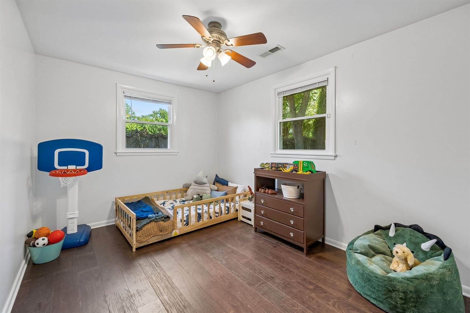 302 Matterhorn Dr, Old Hickory, TN 37138
