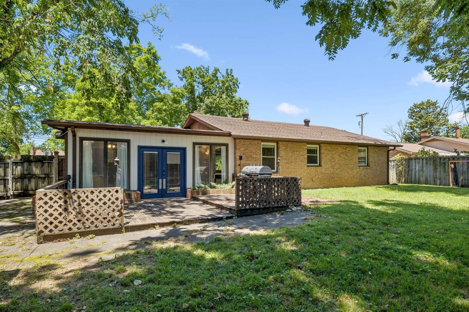 302 Matterhorn Dr, Old Hickory, TN 37138