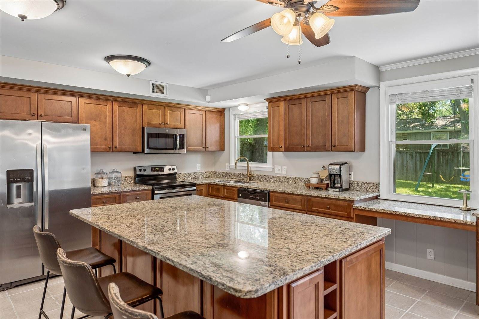 302 Matterhorn Dr, Old Hickory, TN 37138