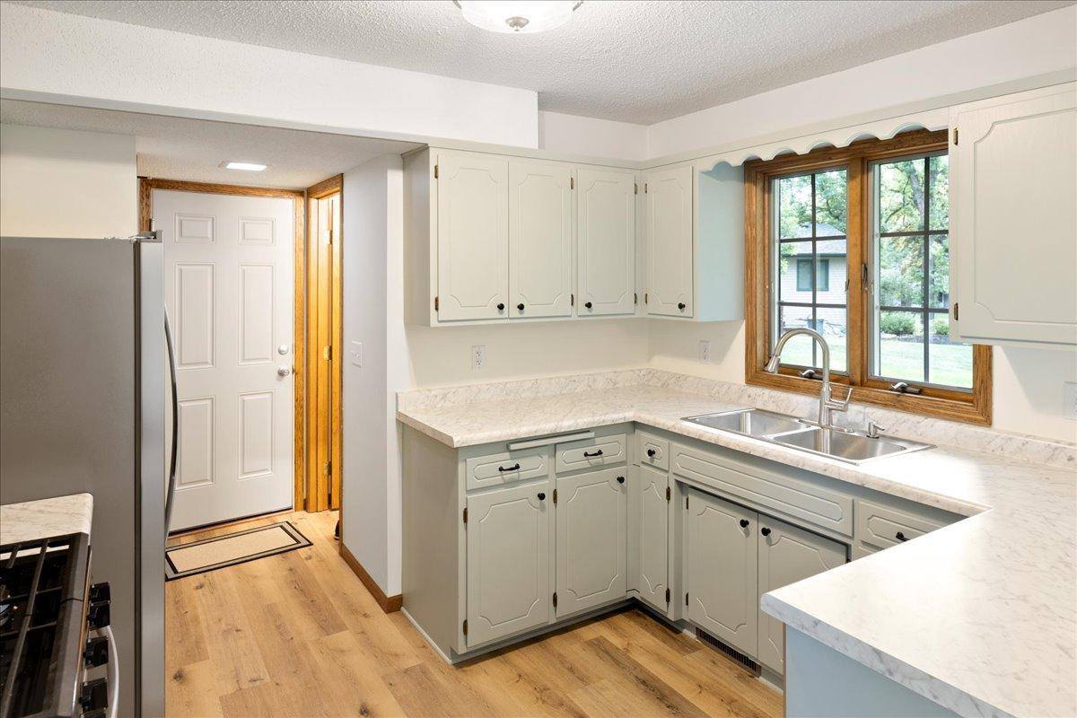 221 Jerry Liefert Drive, Monticello, MN 55362