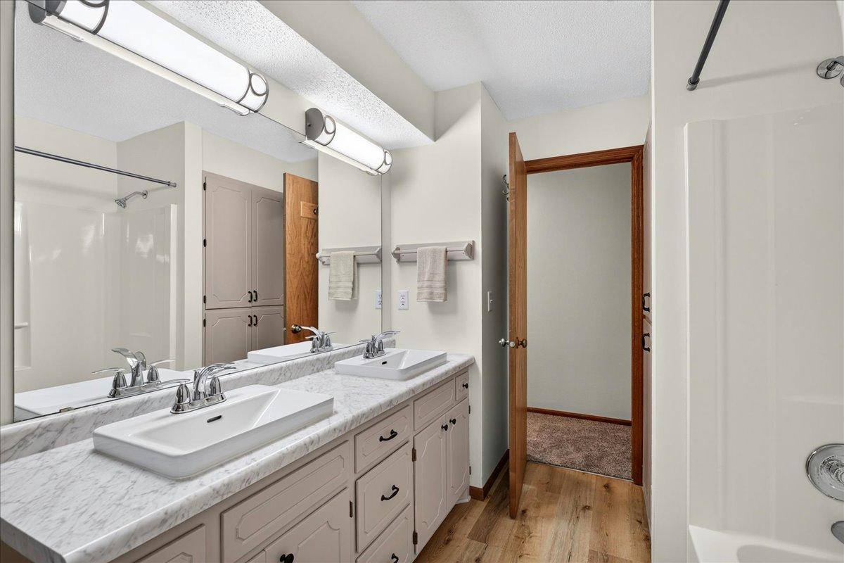 221 Jerry Liefert Drive, Monticello, MN 55362