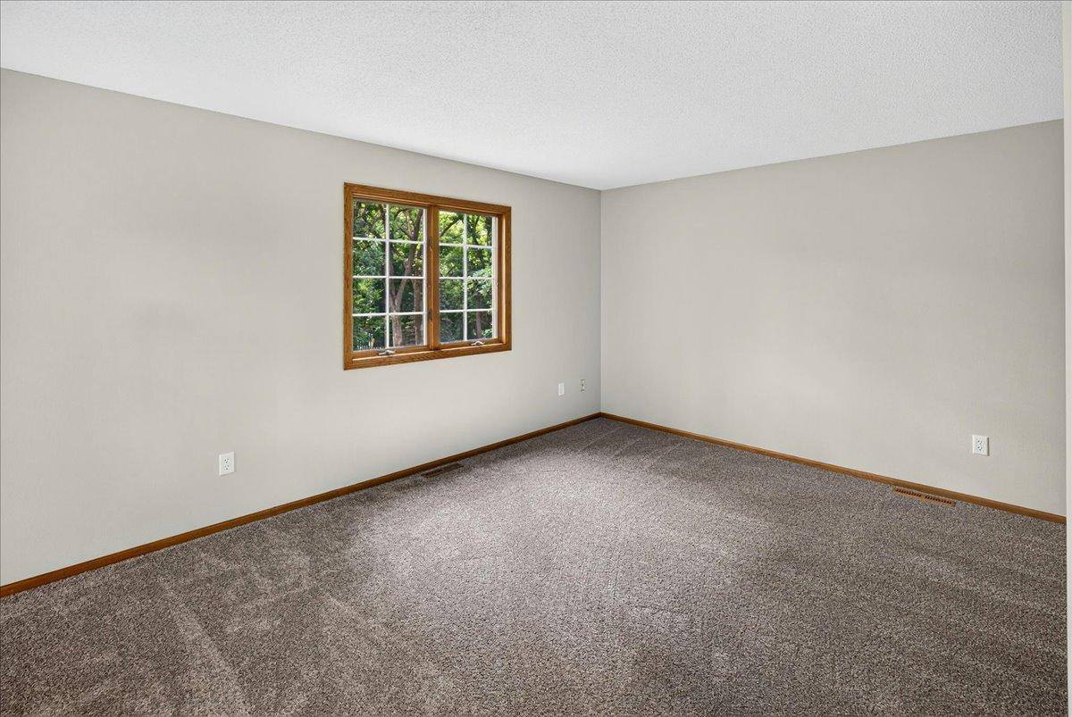 221 Jerry Liefert Drive, Monticello, MN 55362