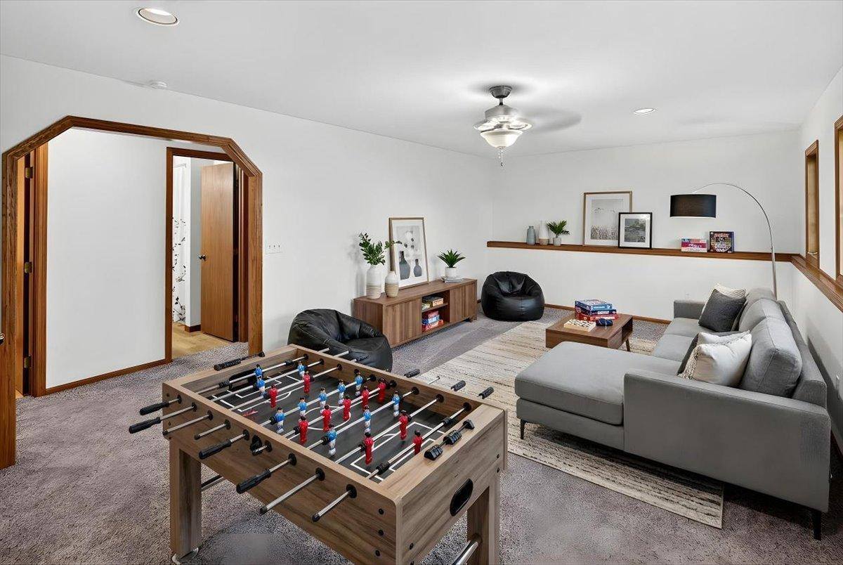 221 Jerry Liefert Drive, Monticello, MN 55362