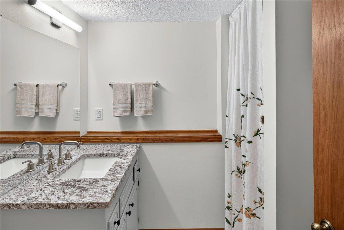 221 Jerry Liefert Drive, Monticello, MN 55362