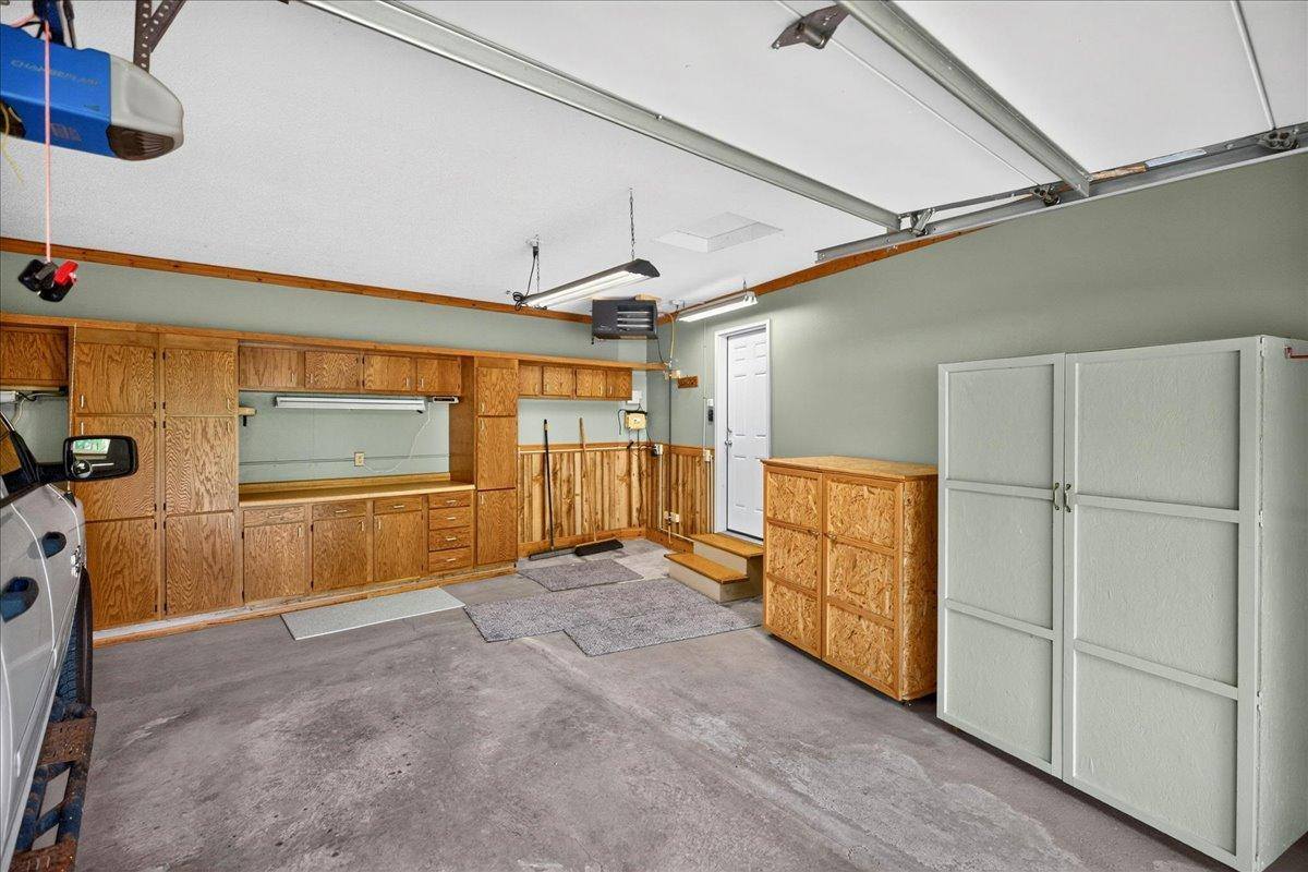221 Jerry Liefert Drive, Monticello, MN 55362